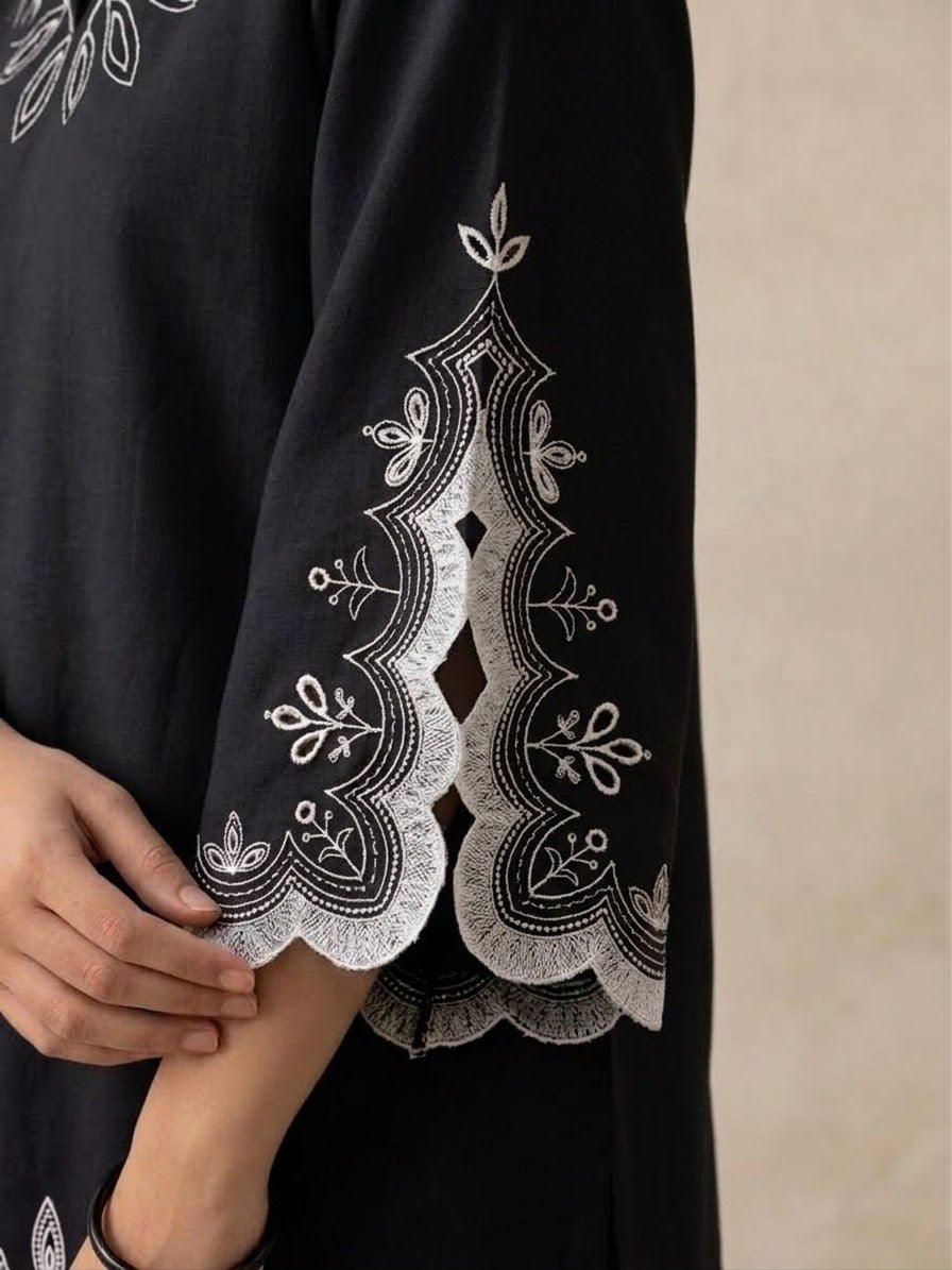 Elegant black 2-Piece Embroidered Suit