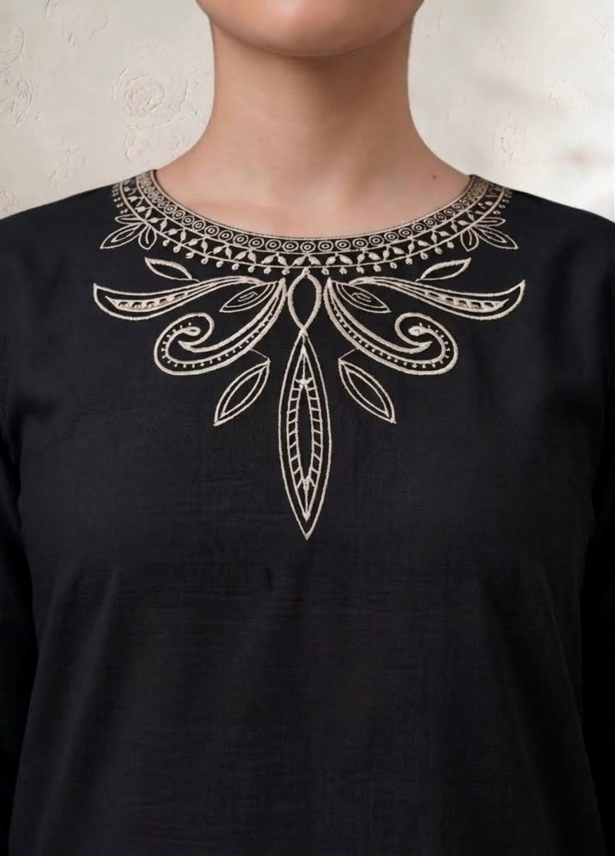 Elegant black 2-Piece Embroidered Suit